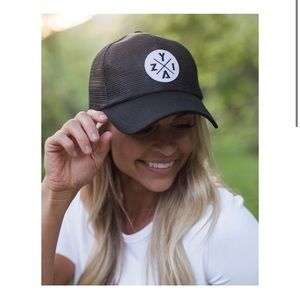 Zyia black mesh hat new with tags